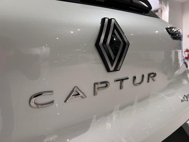 RENAULT Captur usata, con Volante multifunzione