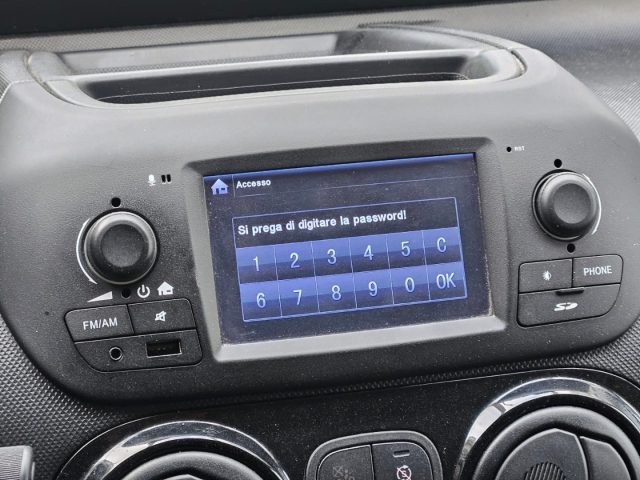 FIAT Qubo usata, con Touch screen