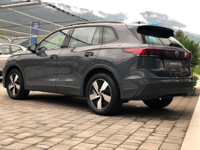 VOLKSWAGEN Tiguan usata, con Sistema di navigazione