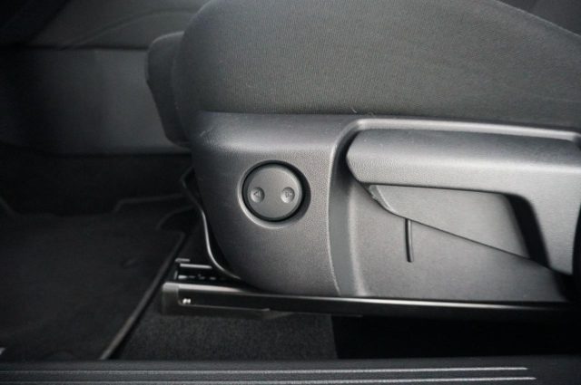 NISSAN Qashqai usata, con Climatizzatore