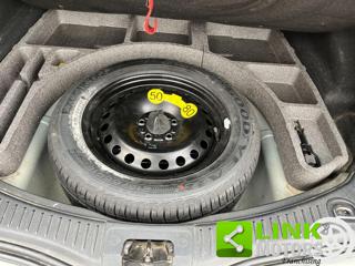 FORD Mondeo usata, con Hill holder