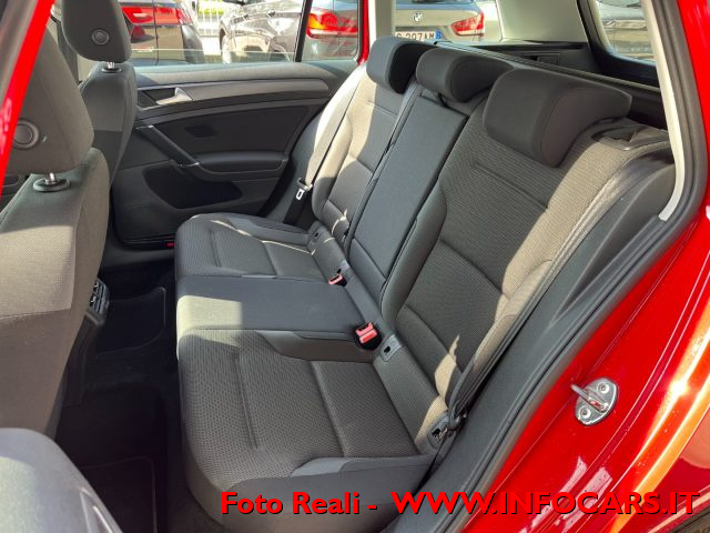 VOLKSWAGEN Golf Variant usata, con Autoradio
