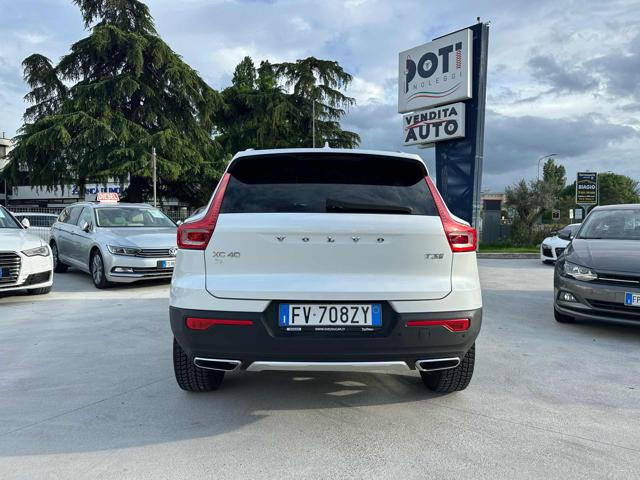 VOLVO XC40 usata, con Alzacristalli elettrici
