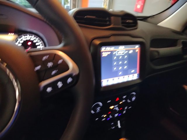 JEEP Renegade usata 23