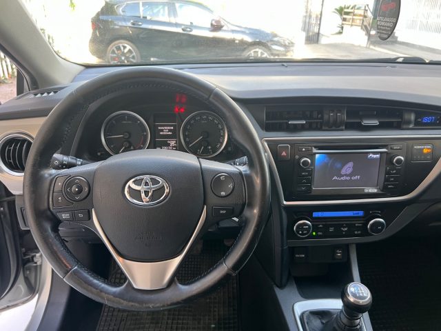TOYOTA Auris usata 34