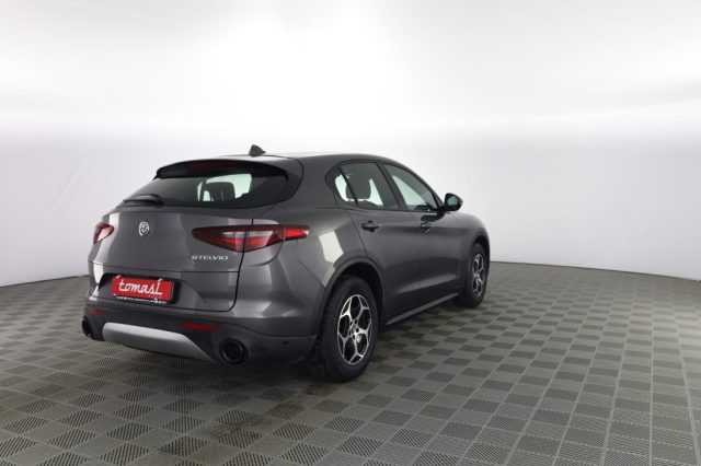 ALFA ROMEO Stelvio usata 3