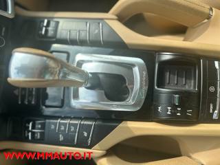 PORSCHE Cayenne usata, con Volante in pelle