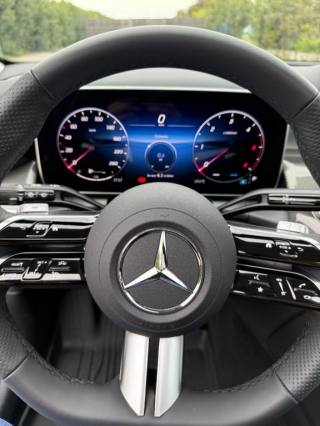 MERCEDES-BENZ GLC 220 usata, con Controllo automatico clima
