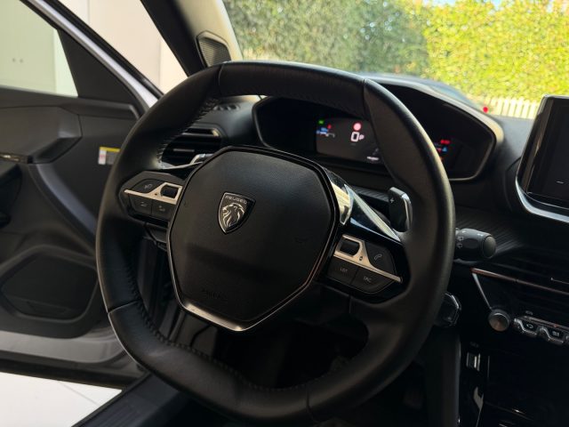 PEUGEOT 2008 usata, con Bracciolo