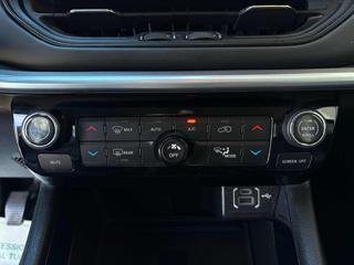 JEEP Compass usata, con Controllo automatico clima