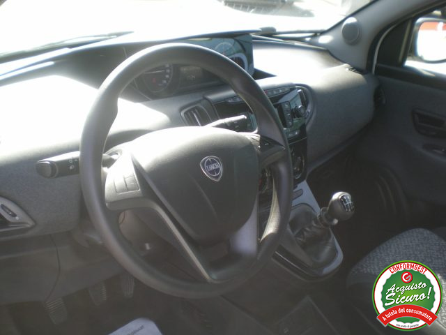 LANCIA Ypsilon usata 13