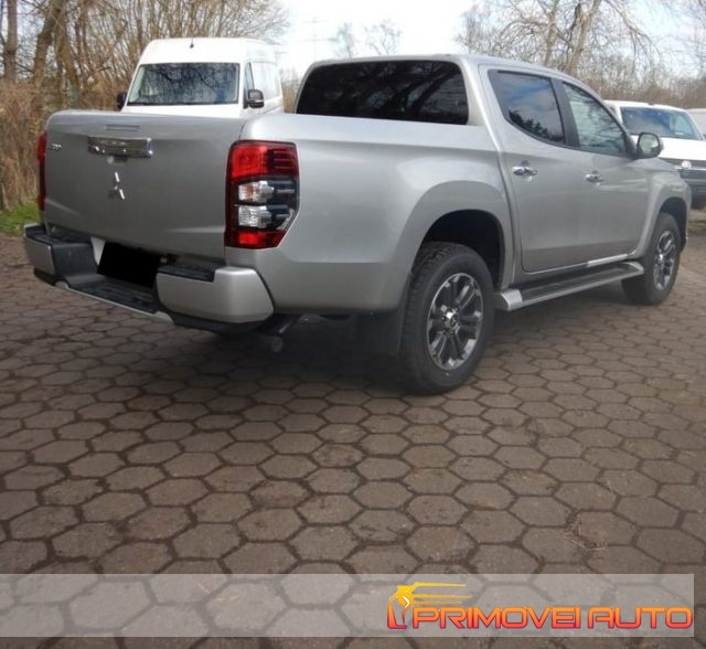 MITSUBISHI L200 usata, con Climatizzatore