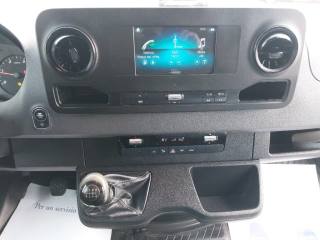 MERCEDES-BENZ Sprinter usata, con USB