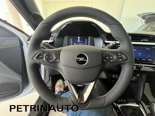 OPEL Corsa usata, con USB