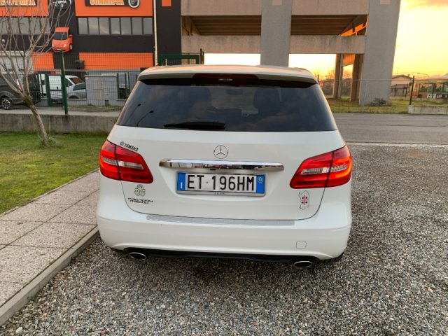 MERCEDES-BENZ B 180 usata, con Autoradio