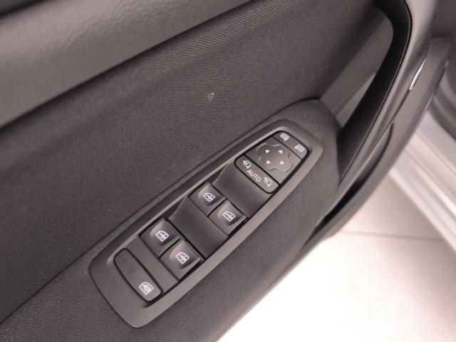 RENAULT Megane usata, con Touch screen