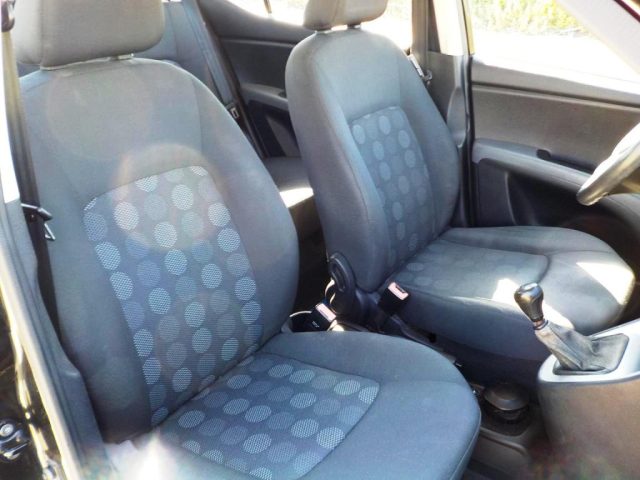 HYUNDAI i10 usata 31