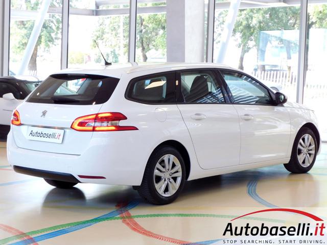 PEUGEOT 308 usata, con Park Distance Control