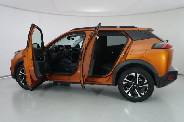 PEUGEOT 2008 usata, con Luci diurne LED