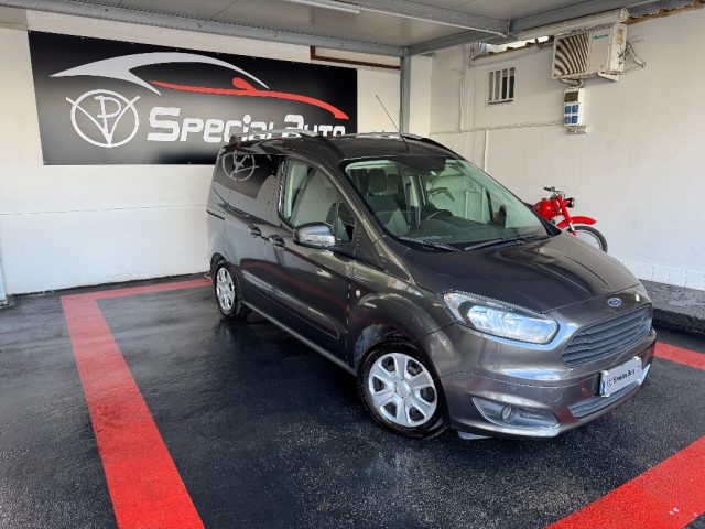 FORD Tourneo Courier usata, con Sedile posteriore sdoppiato