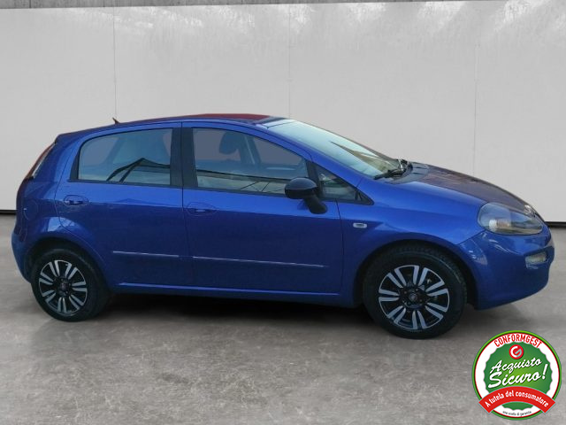 FIAT Punto usata, con Autoradio