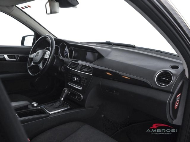 MERCEDES-BENZ C 200 usata 11