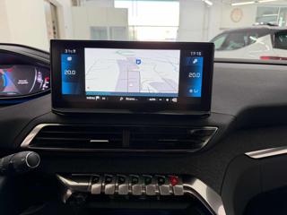 PEUGEOT 3008 usata, con Telecamera per parcheggio assistito