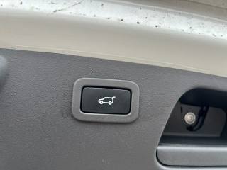 JAGUAR E-Pace usata, con Touch screen