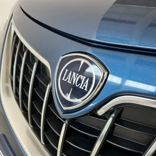 LANCIA Ypsilon usata, con Isofix