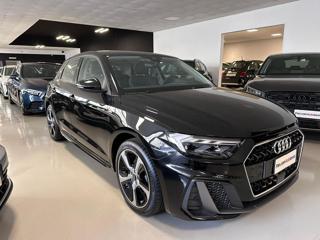 AUDI A1 SPB 30 TFSI S line C.Play/LED