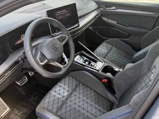 VOLKSWAGEN Golf usata, con Controllo trazione