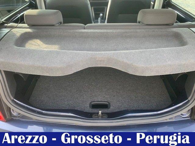 VOLKSWAGEN up! usata, con Specchietti laterali elettrici