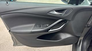 OPEL Astra usata, con Climatizzatore