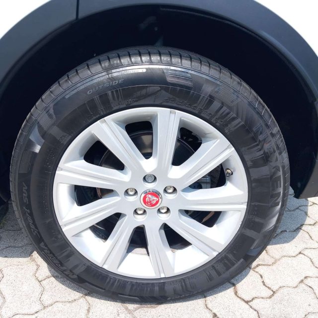 JAGUAR E-Pace usata, con Climatizzatore