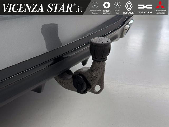 MERCEDES-BENZ C 200 usata, con Gancio traino