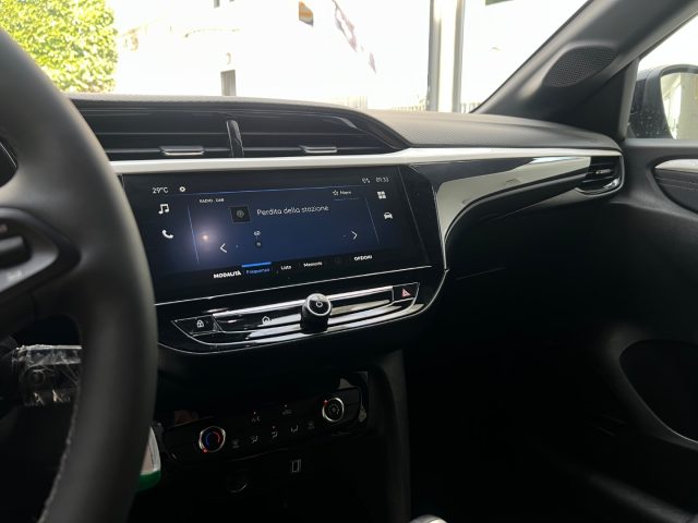 OPEL Corsa usata, con Bluetooth