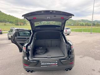 PORSCHE Cayenne usata, con Touch screen