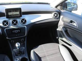 MERCEDES-BENZ GLA 180 usata, con Vivavoce