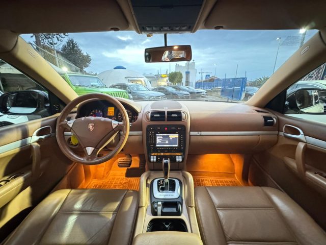 PORSCHE Cayenne usata, con Controllo automatico clima