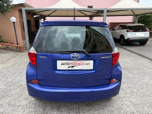 TOYOTA Verso-S usata, con Alzacristalli elettrici