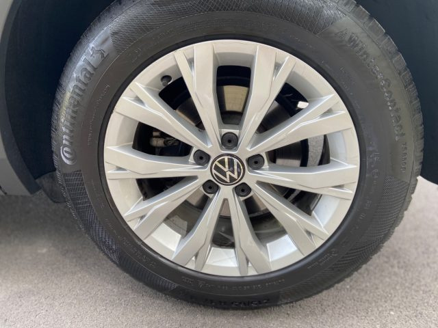 VOLKSWAGEN Tiguan usata, con Bracciolo