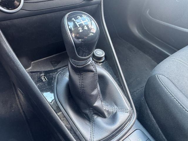 FORD Fiesta usata, con Bluetooth