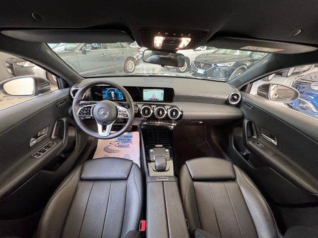 MERCEDES-BENZ A 180 usata, con Cronologia tagliandi