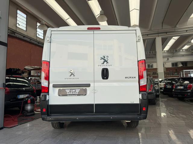 PEUGEOT Boxer usata, con Volante multifunzione