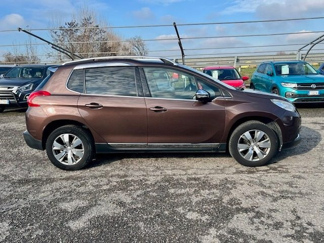 PEUGEOT 2008 usata, con Autoradio