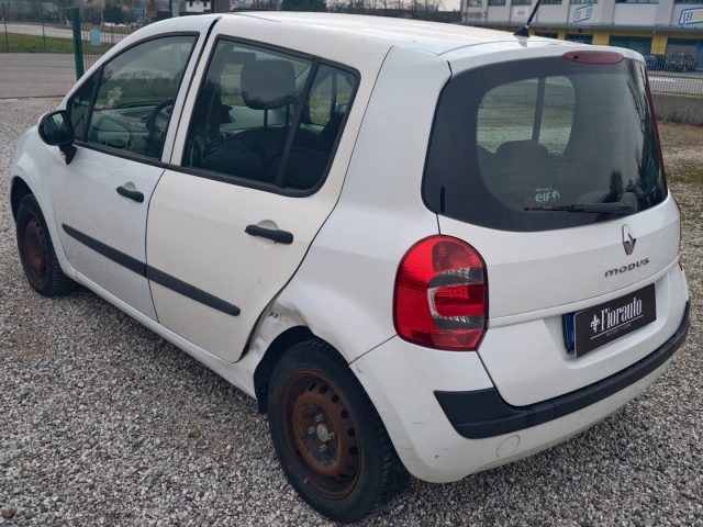 RENAULT Modus usata, con Alzacristalli elettrici