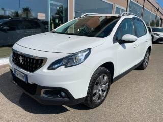 PEUGEOT 2008 usata, con Airbag