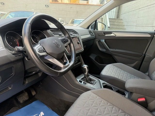 VOLKSWAGEN Tiguan usata, con Boardcomputer