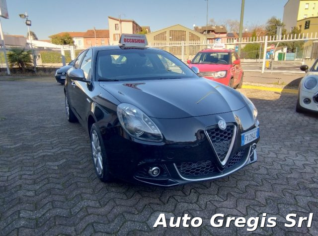 ALFA ROMEO Giulietta usata, con Autoradio
