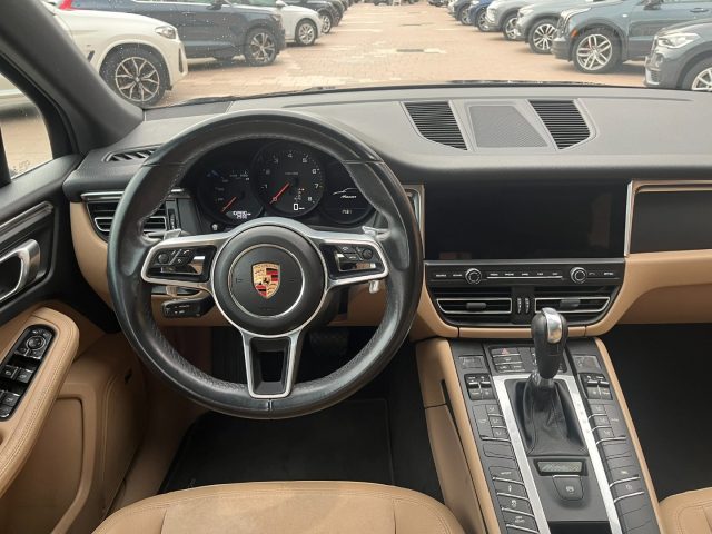 PORSCHE Macan usata, con Autoradio